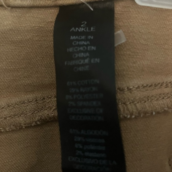 Resell 1111Thrift&Retail Women’s the So Slimming Girlfriend Ankle by Chico’s 2 - Picture 4 of 17